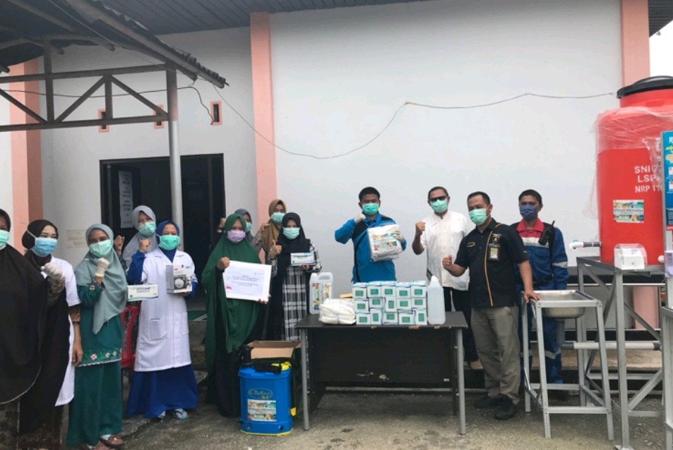 Cegah Persebaran Pandemi Covid-19, Pertamina RU II Sungai Pakning Berikan Bantuan Kepada Puskesmas Lubuk Muda