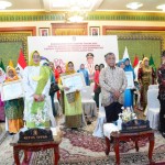 Tujuh Orang 'Kartini' Kepri Dapat Penghargaan dari Gubernur Ansar